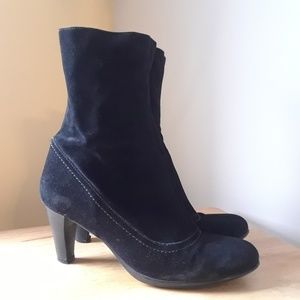 La Canadienne Waterproof Suede Black Boots 10